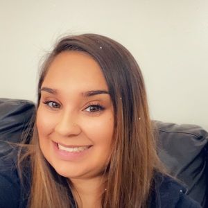 Meet your Posher, Leanna